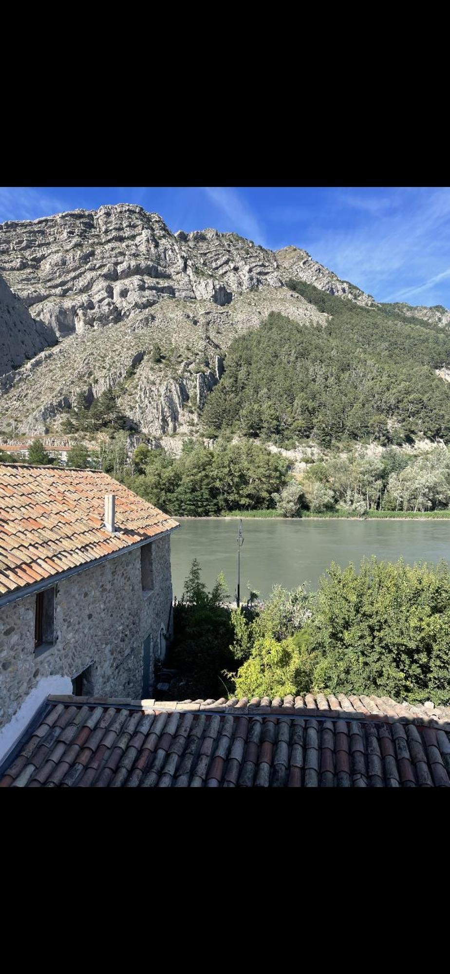 Tour De Babel Apartman Sisteron Kültér fotó